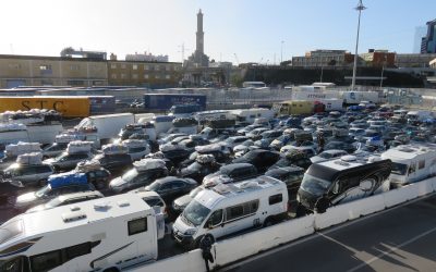 Dezember: Anreise nach Genua und Tanger